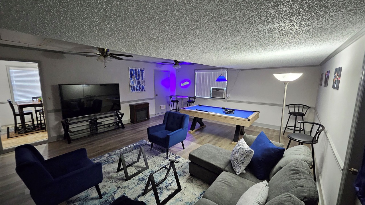 Photo of Livingroom in Houston County