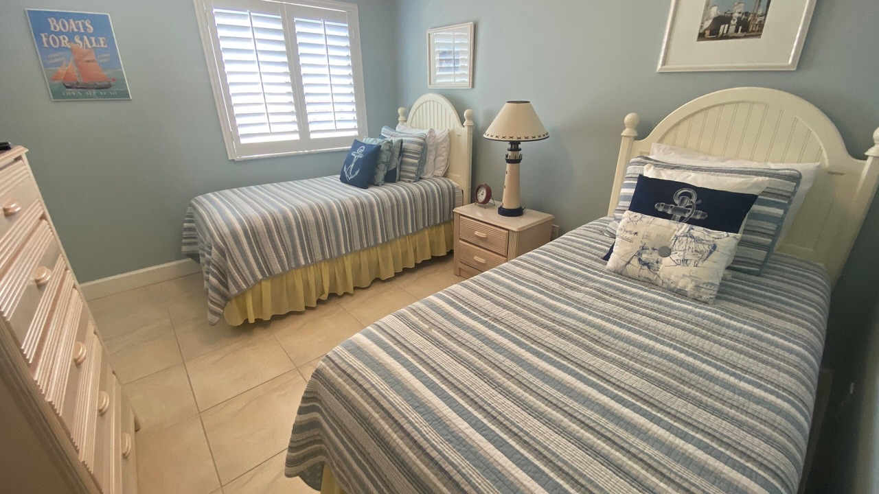 Photo of Bedroom in Crescent Beach