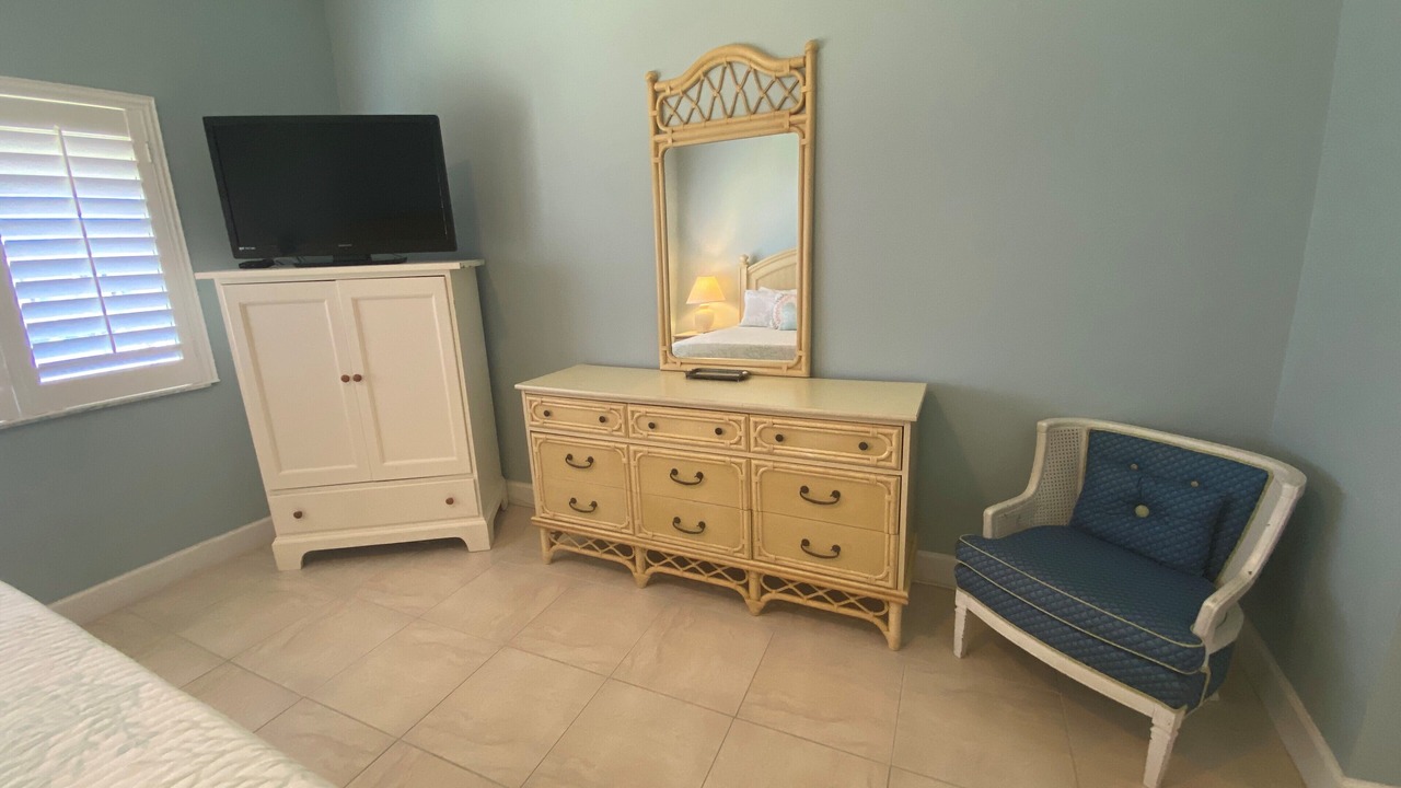Photo of Bedroom in Crescent Beach