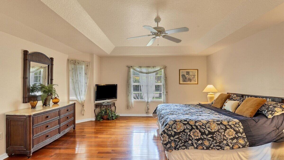Photo of Bedroom in Englewood East
