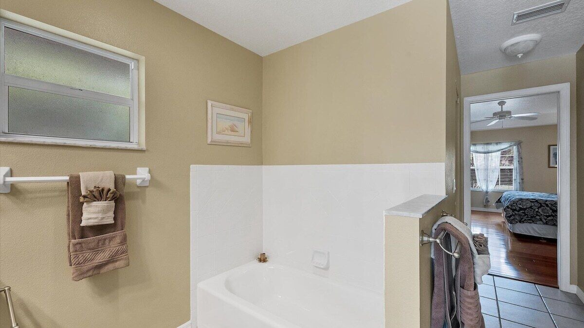 Photo of Bathroom in Englewood East