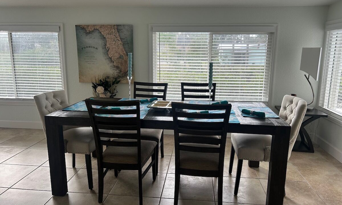 Photo of Livingroom in Englewood