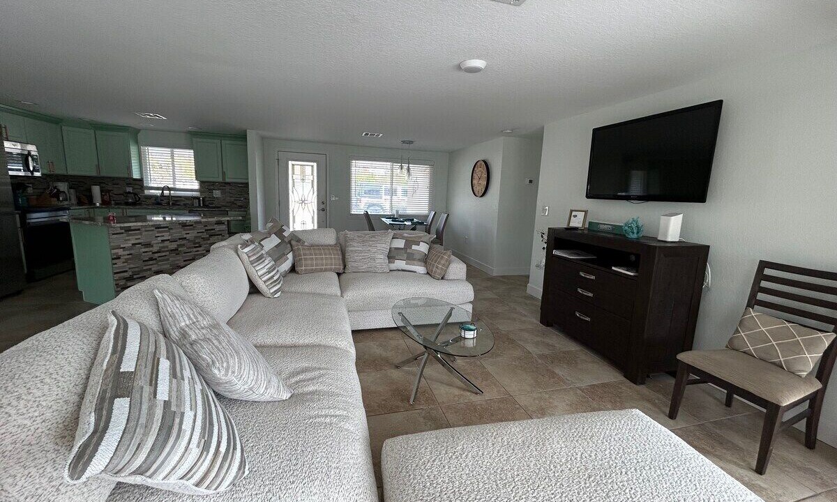 Photo of Livingroom in Englewood