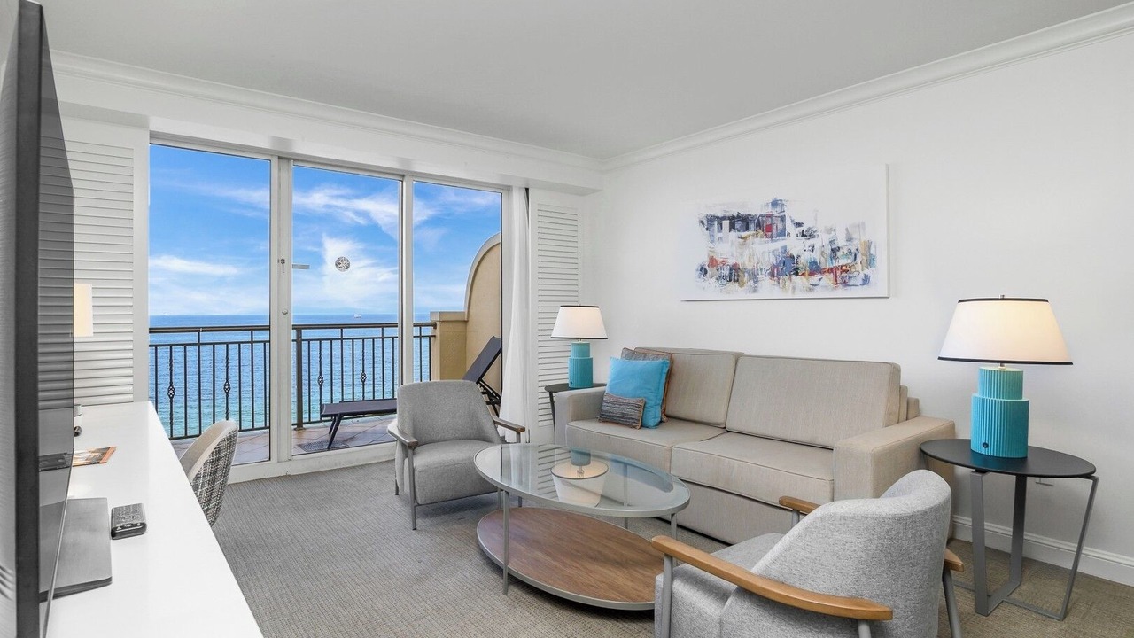 Photo of Livingroom in Central Beach