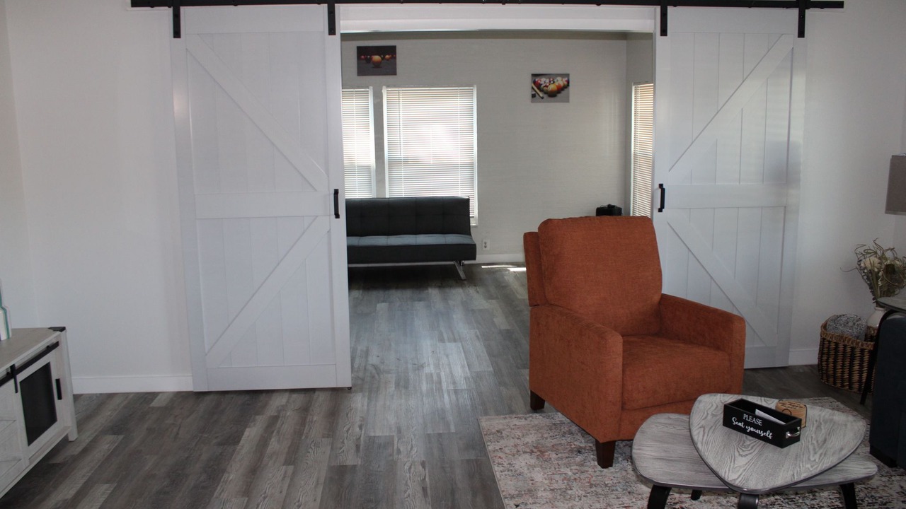 Photo of Livingroom in Desoto Lakes