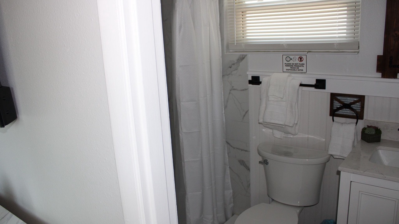 Photo of Bathroom in Desoto Lakes