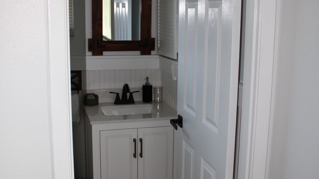 Photo of Bathroom in Desoto Lakes