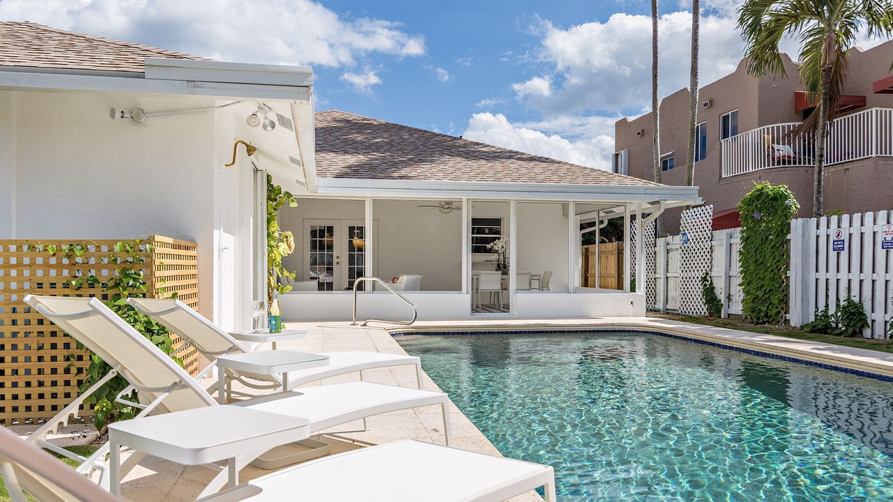 Photo of Outdoor in Parrot Cove
