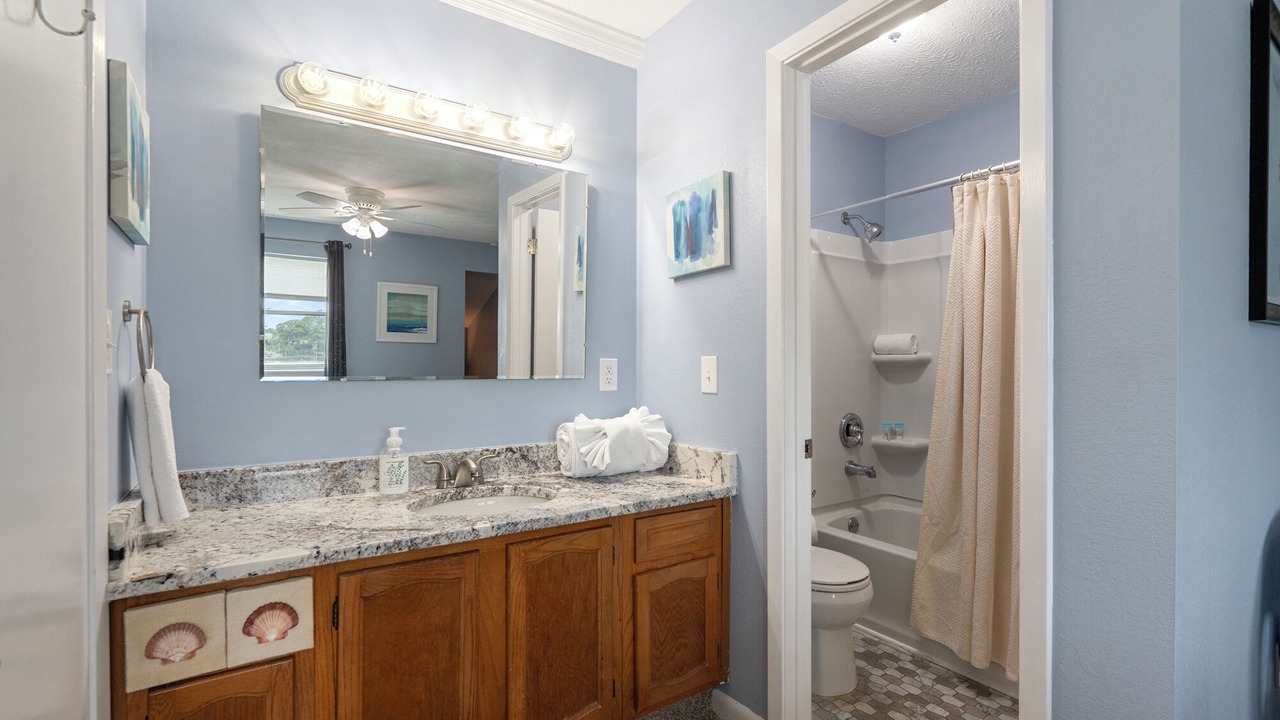 Photo of Bathroom in El Centro Beach