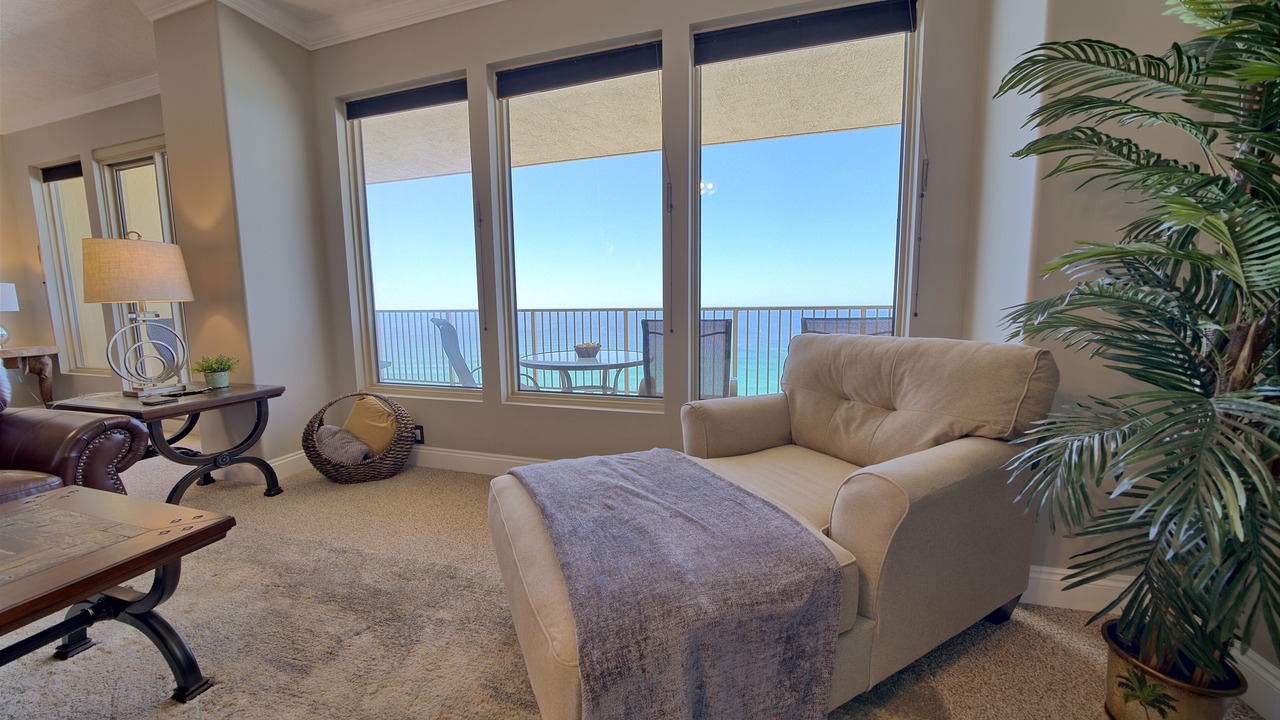Photo of Livingroom in Thomas Drive