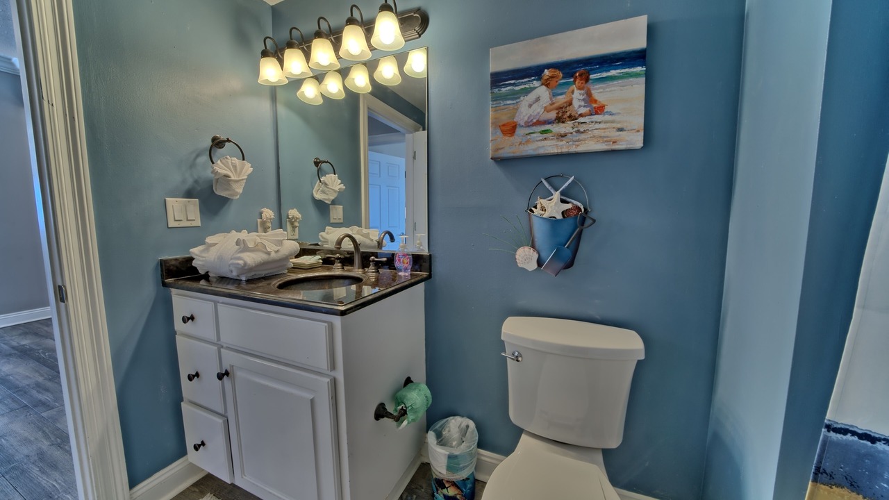 Photo of Bathroom in Thomas Drive
