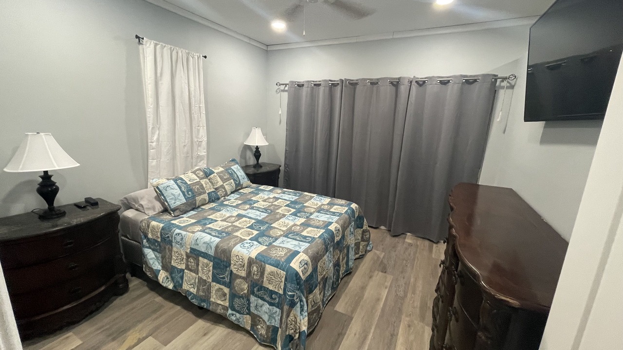 Photo of Bedroom in Douglas