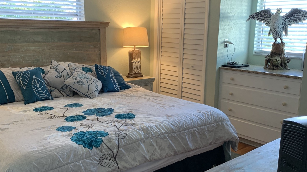 Photo of Bedroom in Englewood South