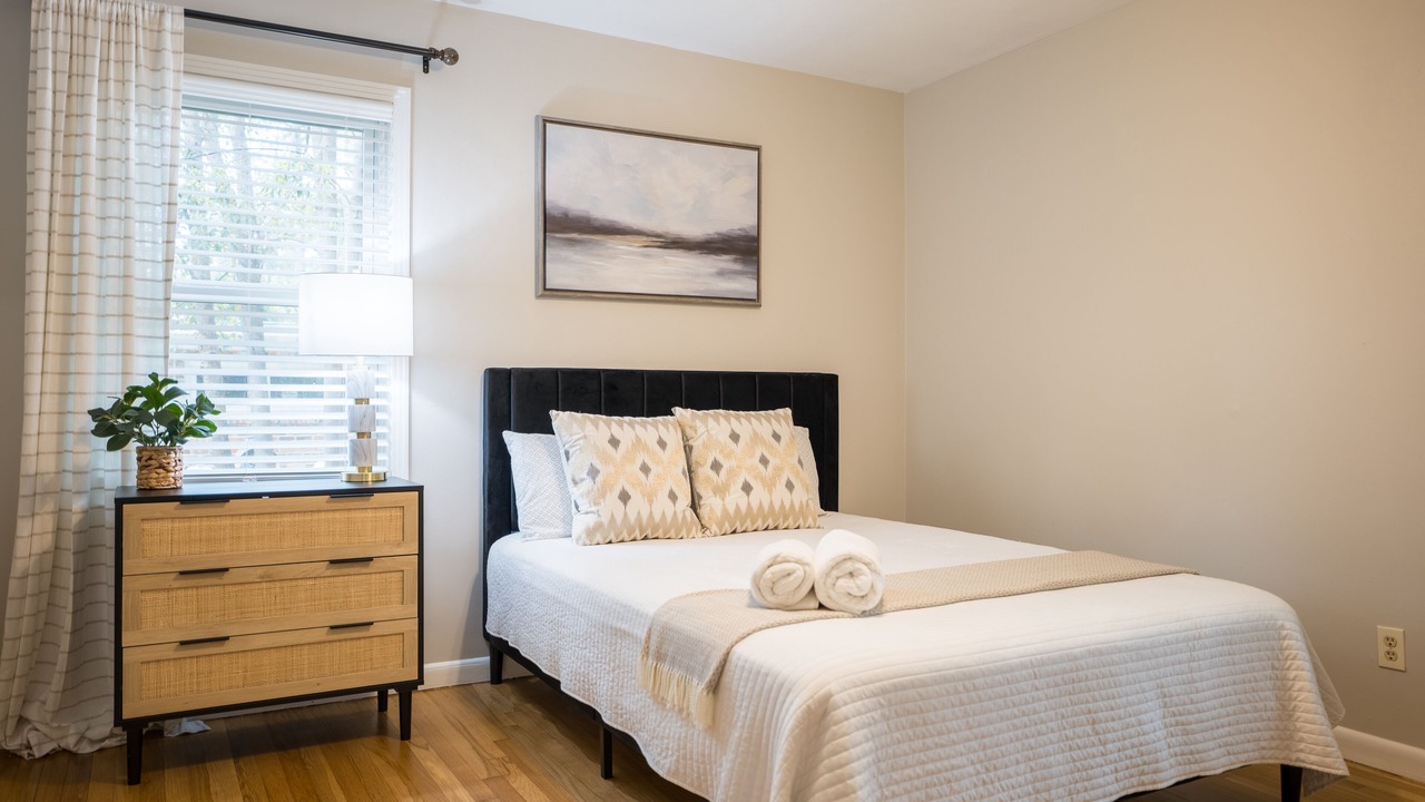 Photo of Bedroom in Valdosta