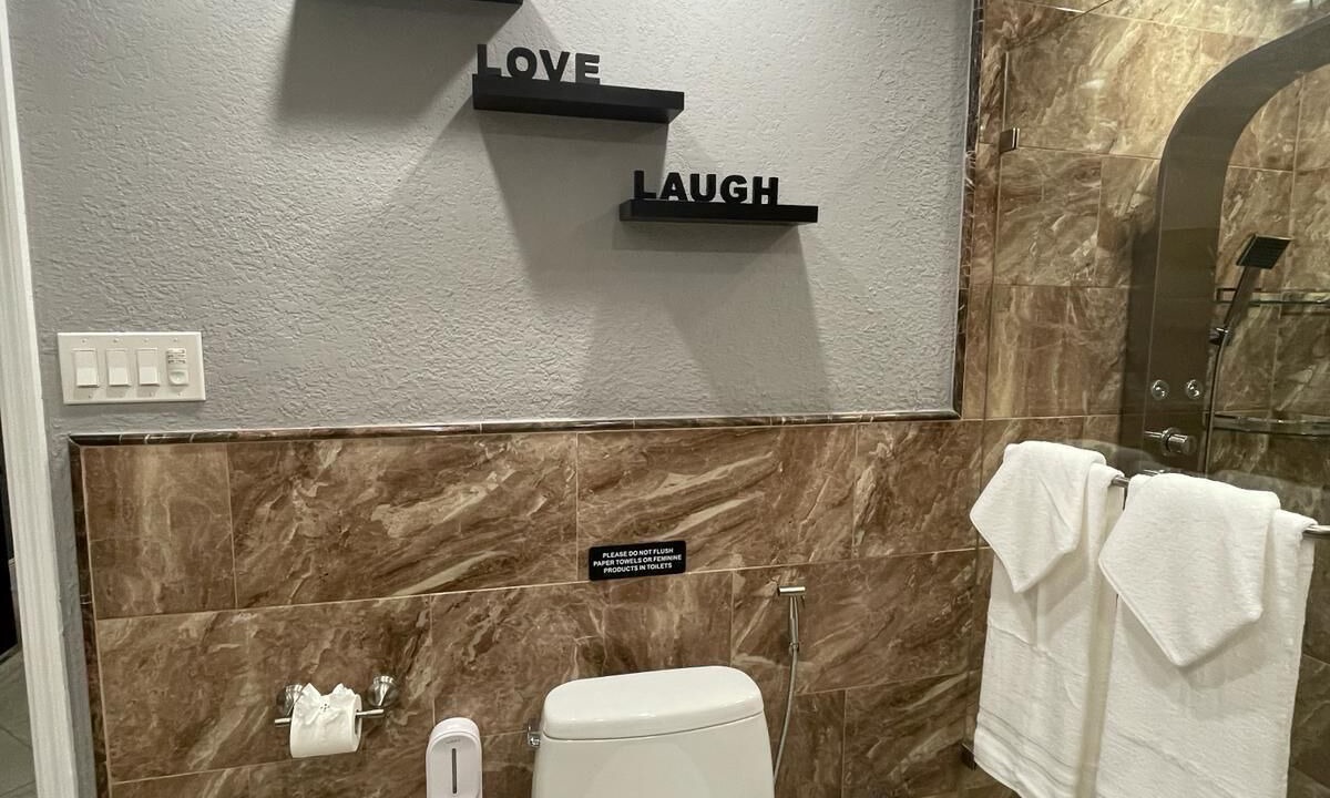 Photo of Bathroom in Greenacres