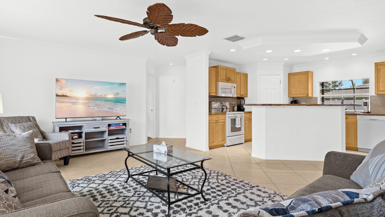 Photo of Livingroom in Gulf Gate Woods