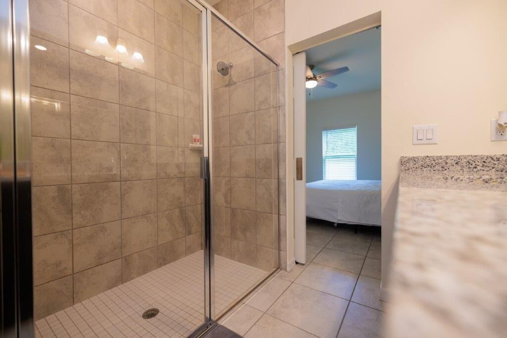 Photo of Bathroom in Trafalgar