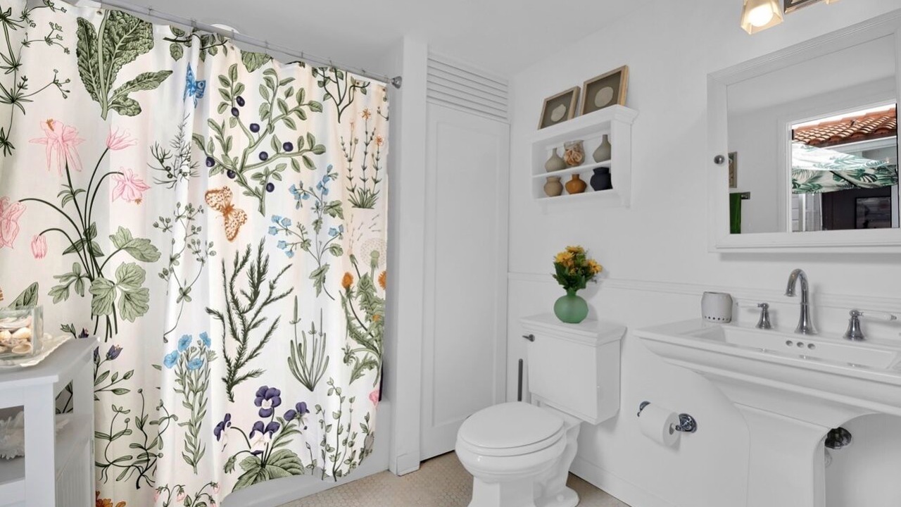Photo of Bathroom in Jog Road