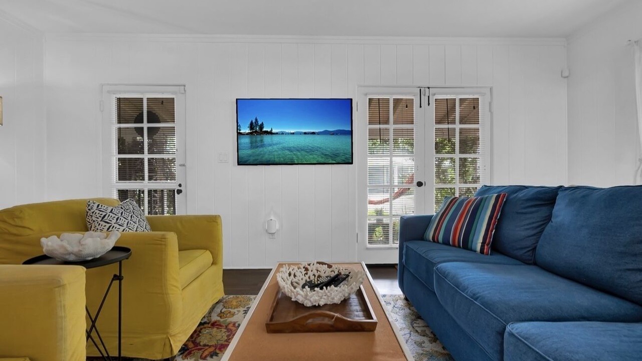 Photo of Livingroom in Jog Road