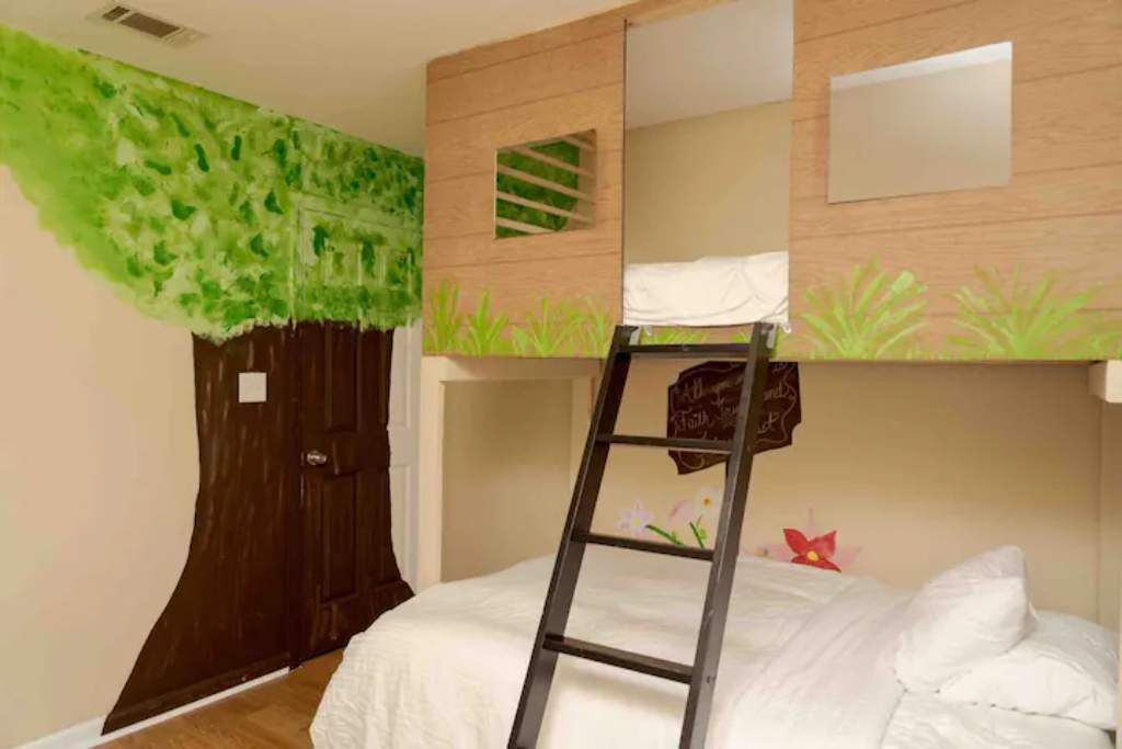 Photo of Bedroom in Valdosta