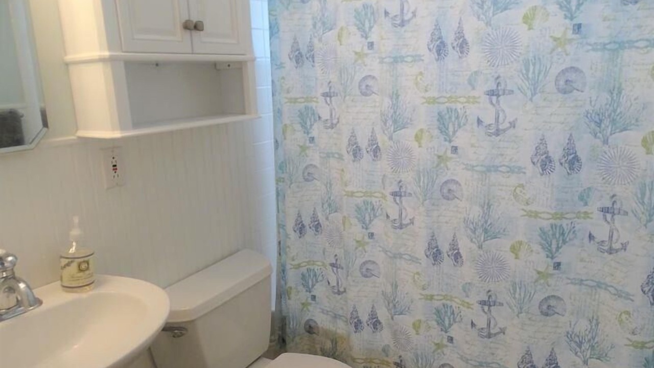 Photo of Bathroom in Aloha Kai