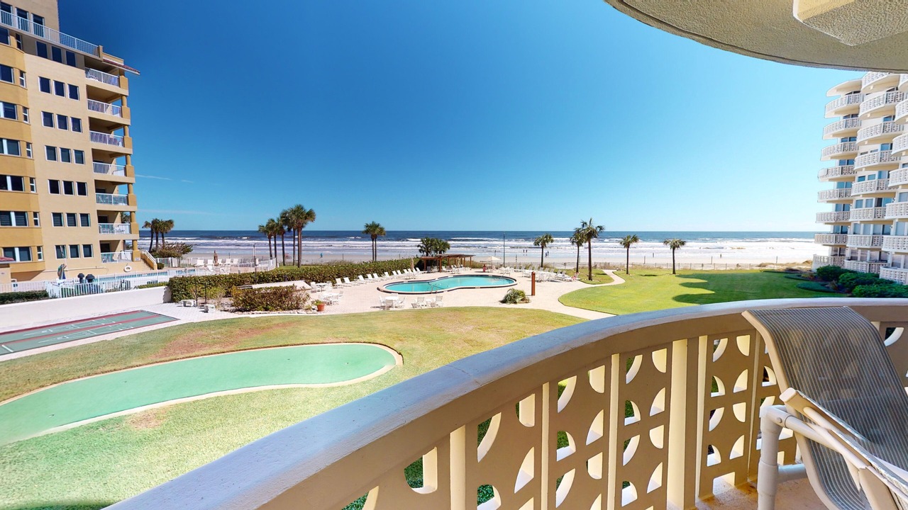 Photo of Patio Balcony in New Smyrna Beach