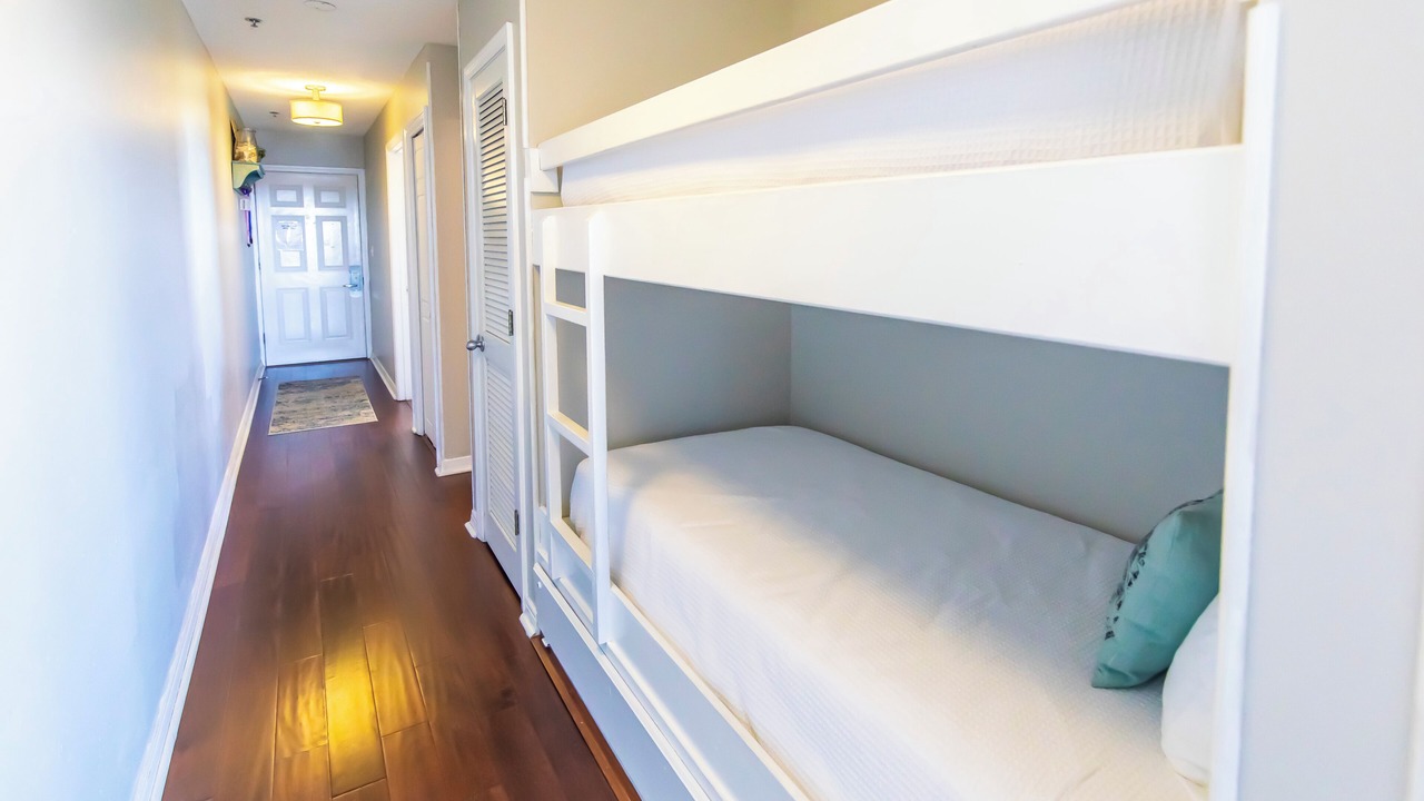 Photo of Bedroom in Gulf Place