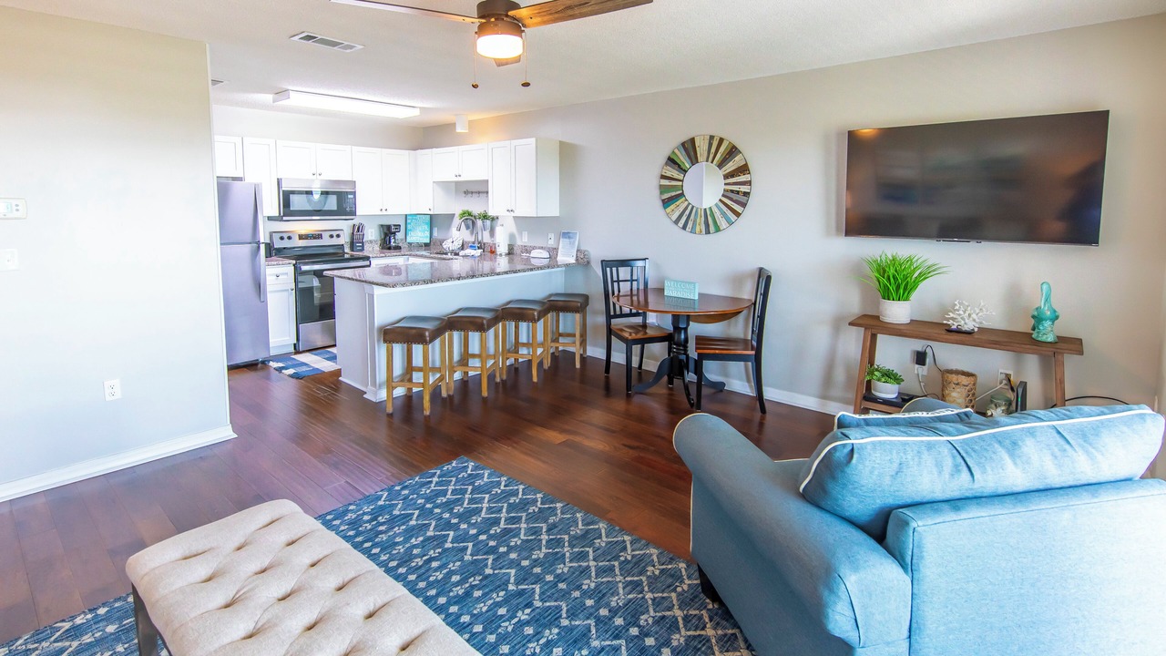 Photo of Livingroom in Gulf Place