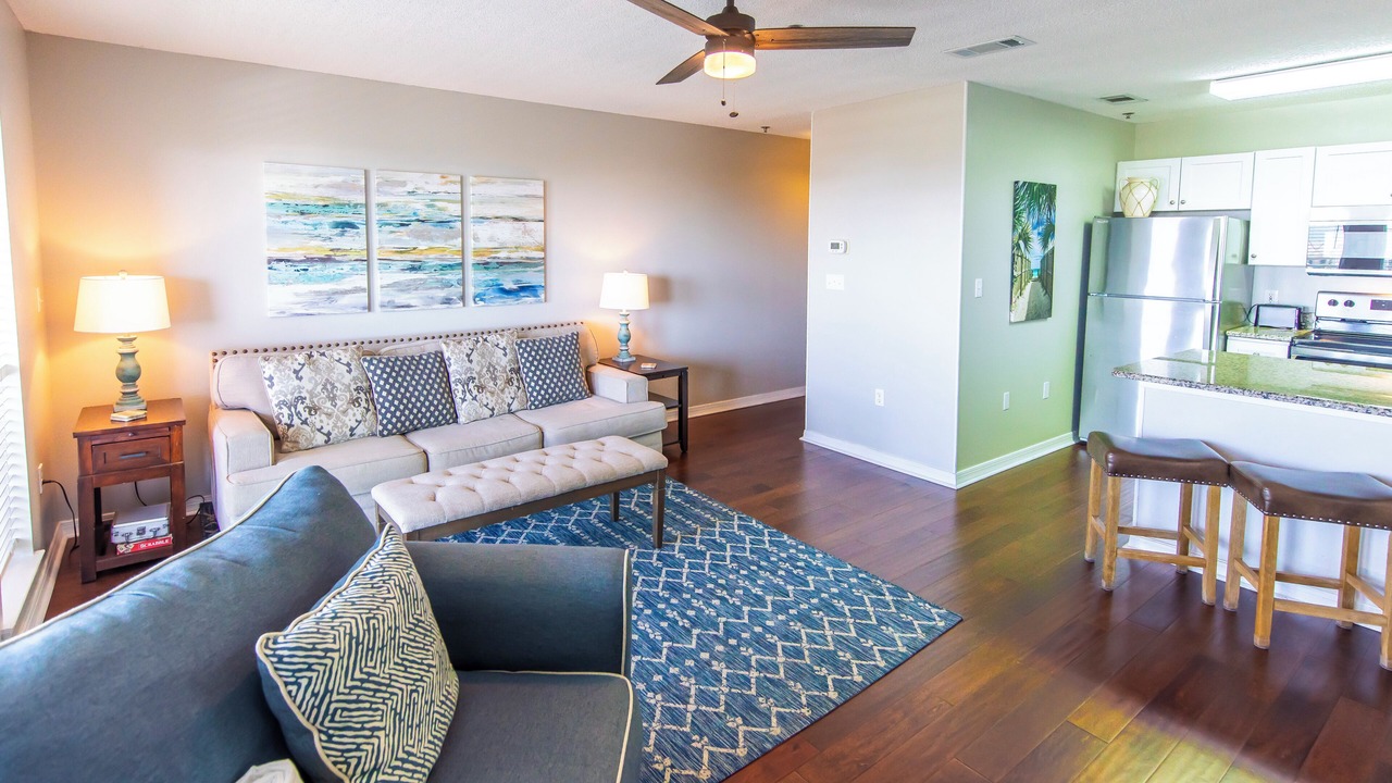 Photo of Livingroom in Gulf Place