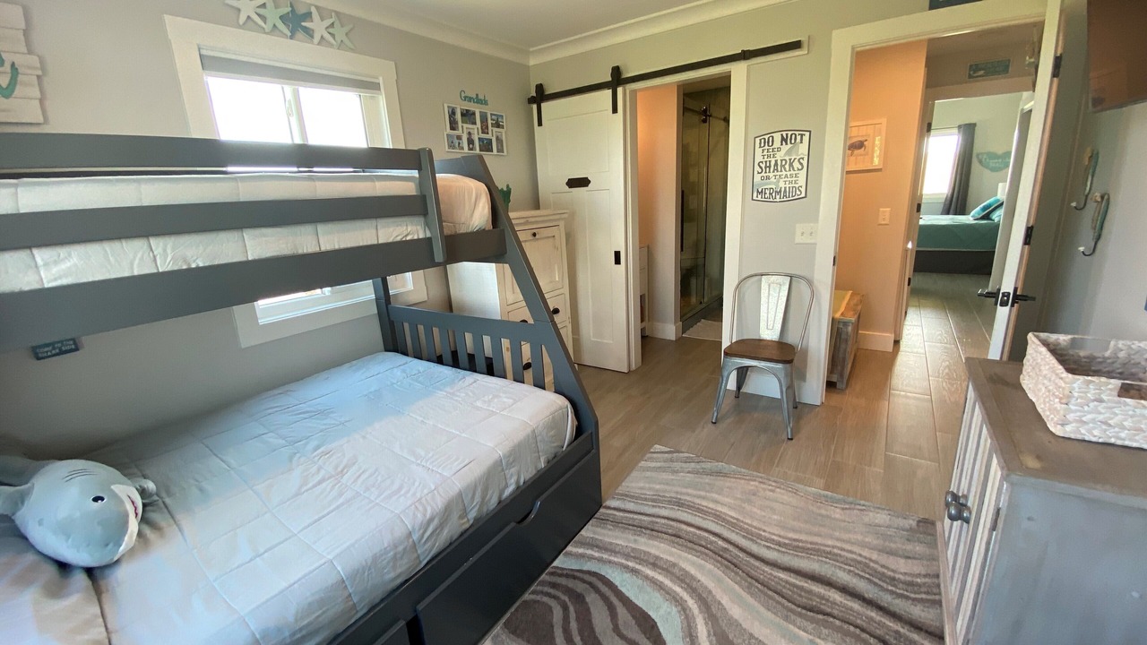 Photo of Bedroom in Crescent Beach