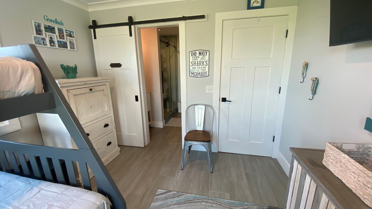 Photo of Bedroom in Crescent Beach