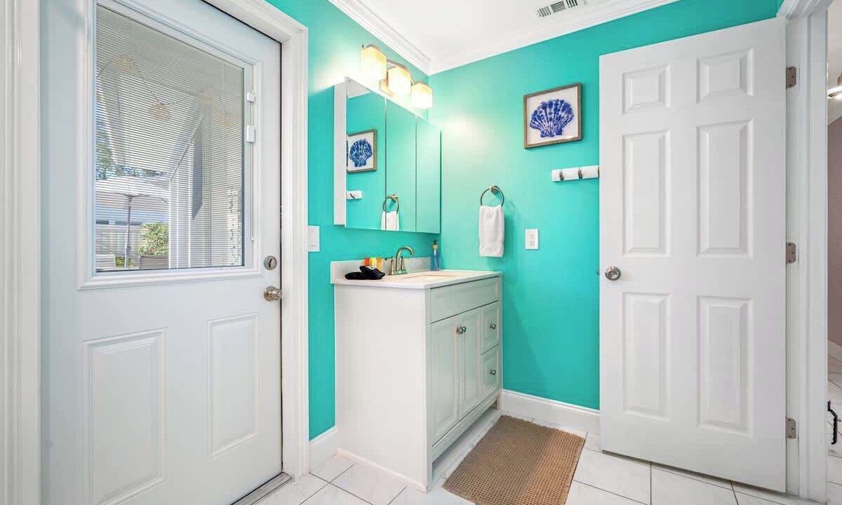 Photo of Bathroom in Largo