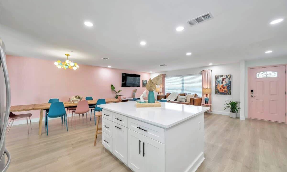 Photo of Bedroom in Largo