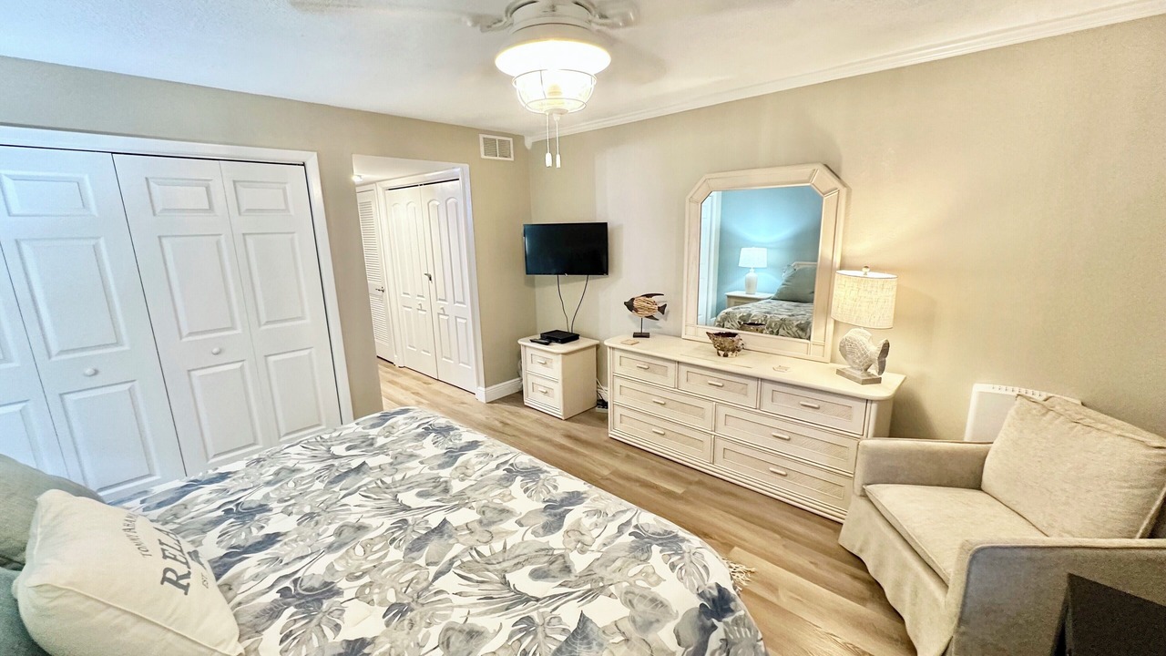Photo of Bedroom in Cocoa Isles