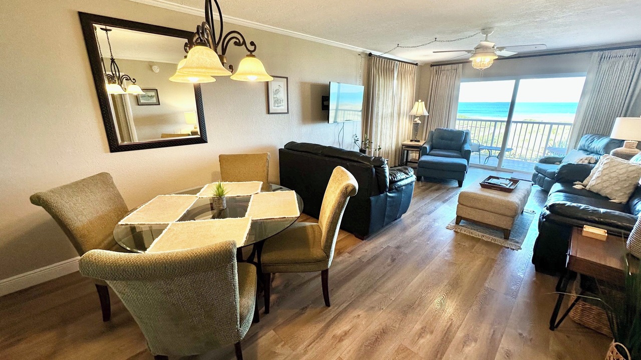 Photo of Livingroom in Cocoa Isles