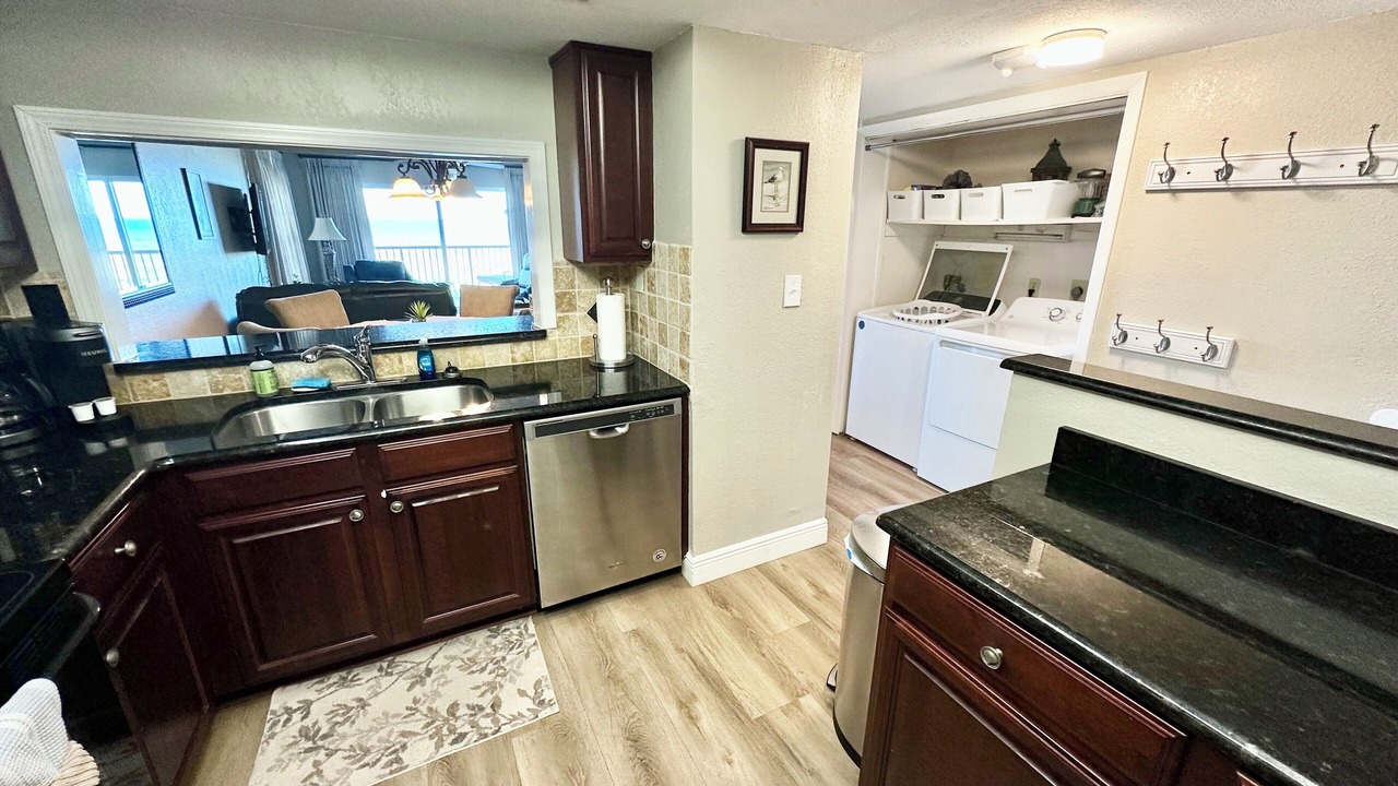 Photo of Kitchen in Cocoa Isles