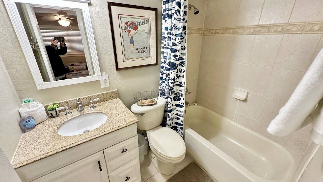 Photo of Bathroom in Cocoa Isles