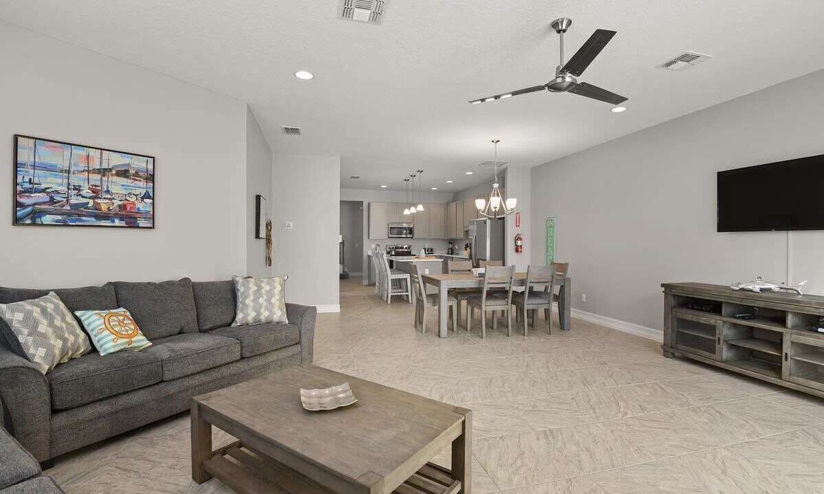Photo of Livingroom in Indian Harbour Beach