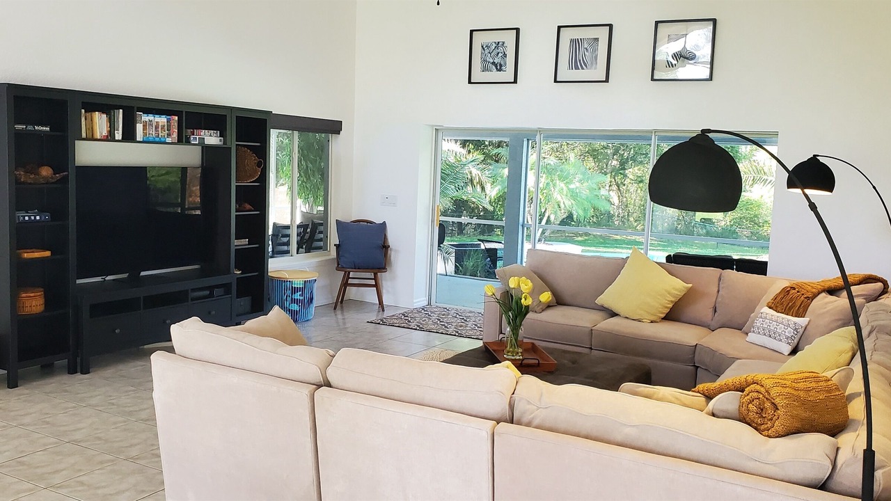 Photo of Bedroom in Groveland