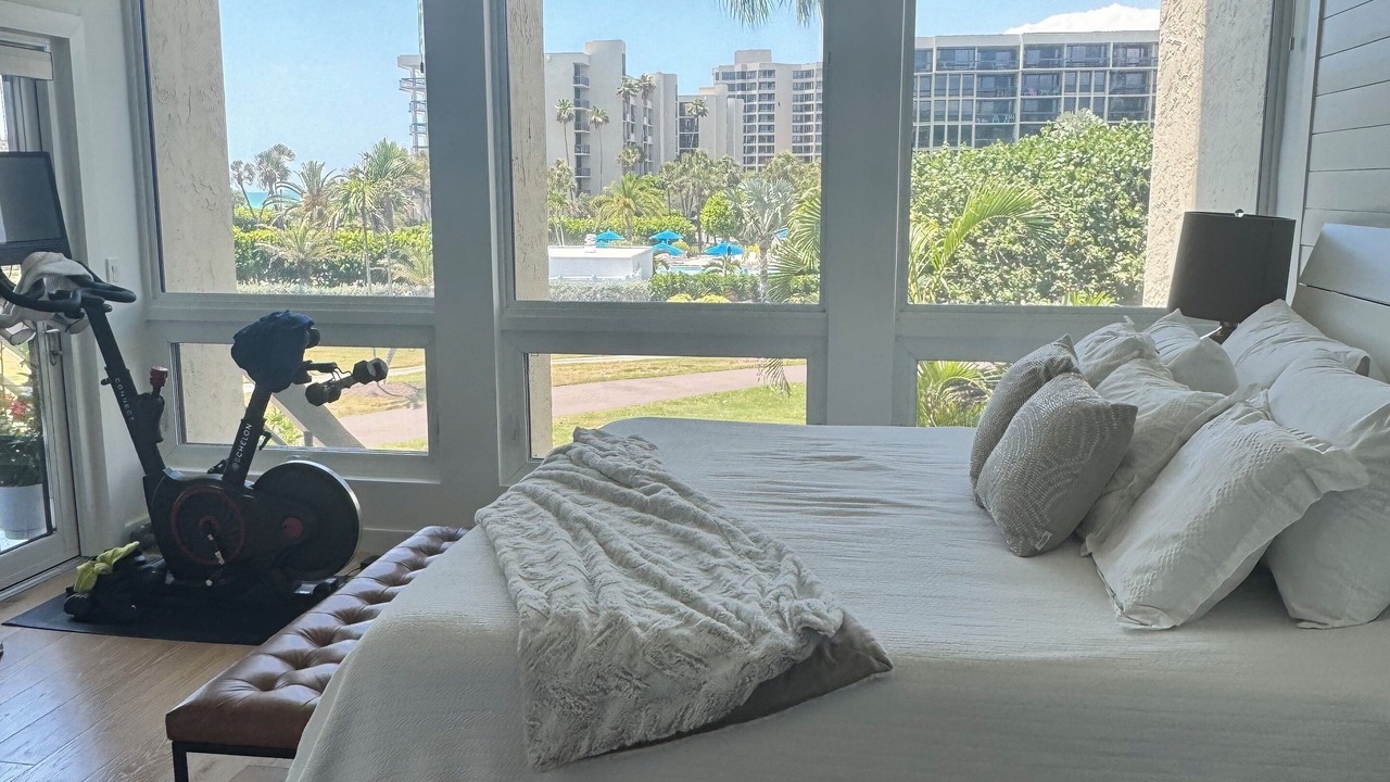 Photo of Bedroom in Longboat Key