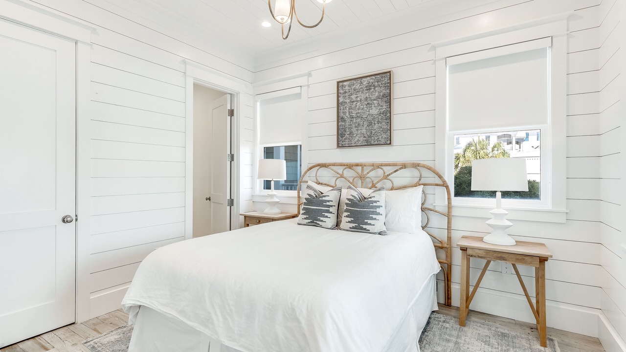 Photo of Bedroom in Seacrest