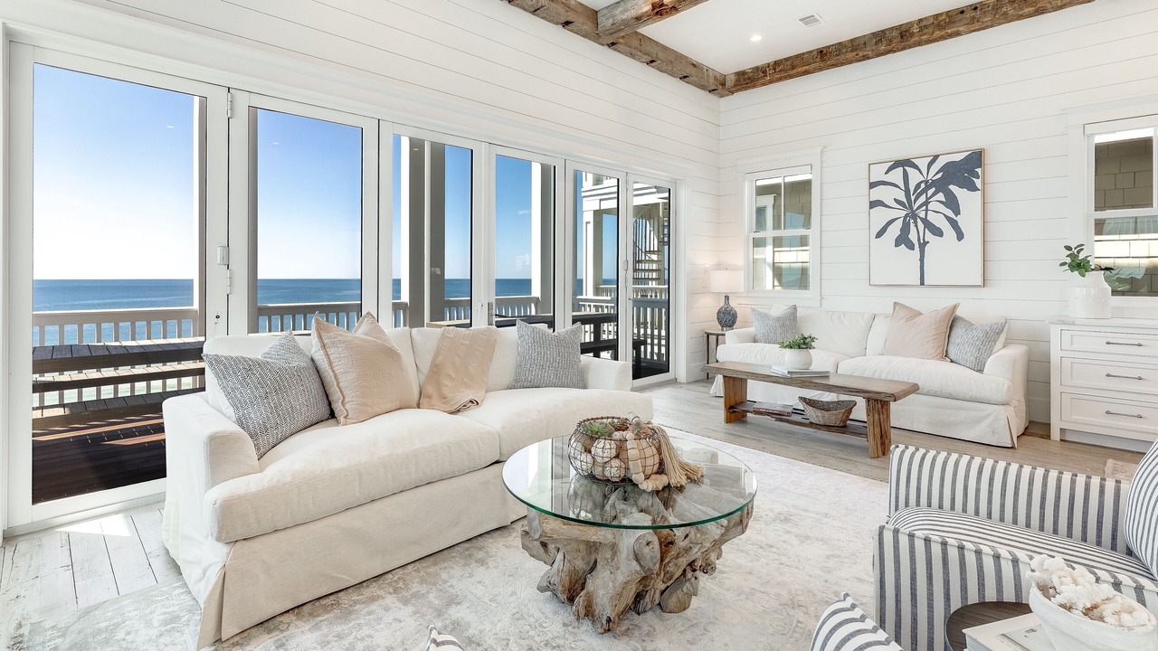 Photo of Livingroom in Seacrest