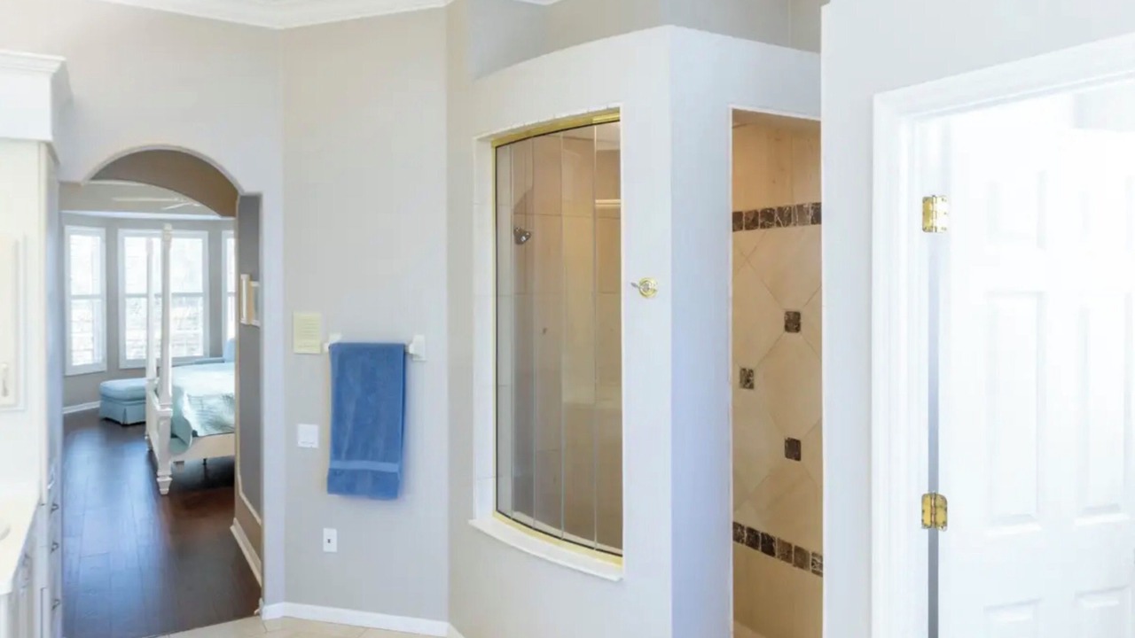 Photo of Bedroom in Bird Key
