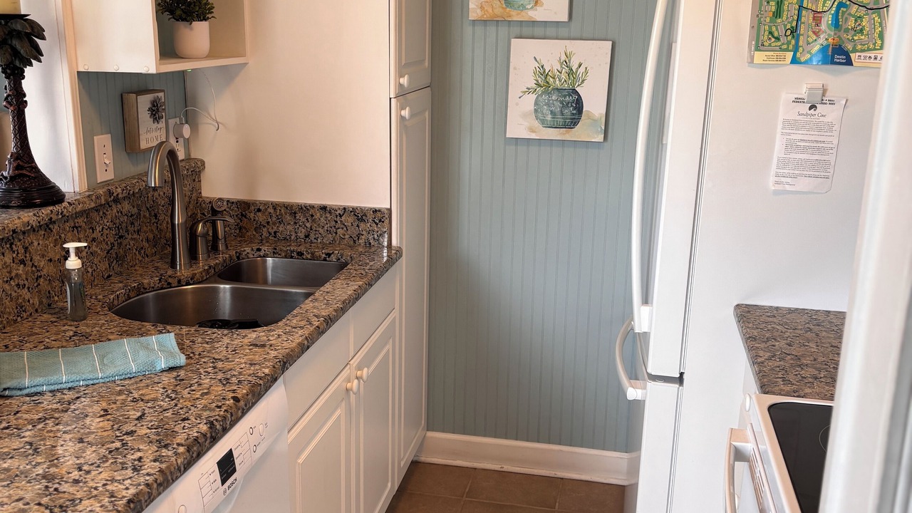 Photo of Kitchen in Holiday Isle