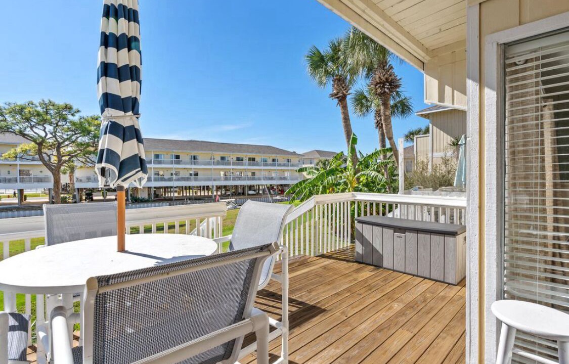 Photo of Outdoor in Holiday Isle