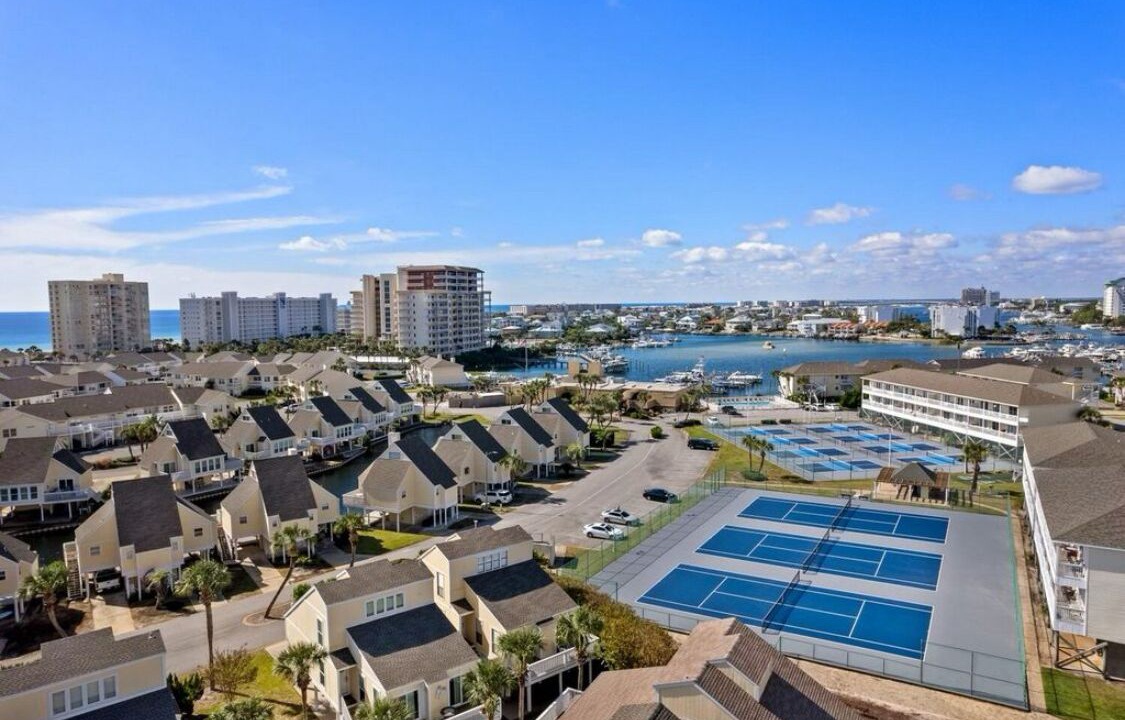 Photo of Outdoor in Holiday Isle