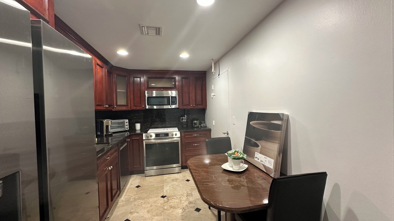 Photo of Kitchen in Hollywood South Central Beach