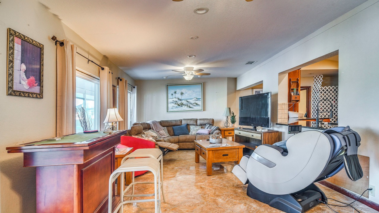 Photo of Livingroom in St. Petersburg