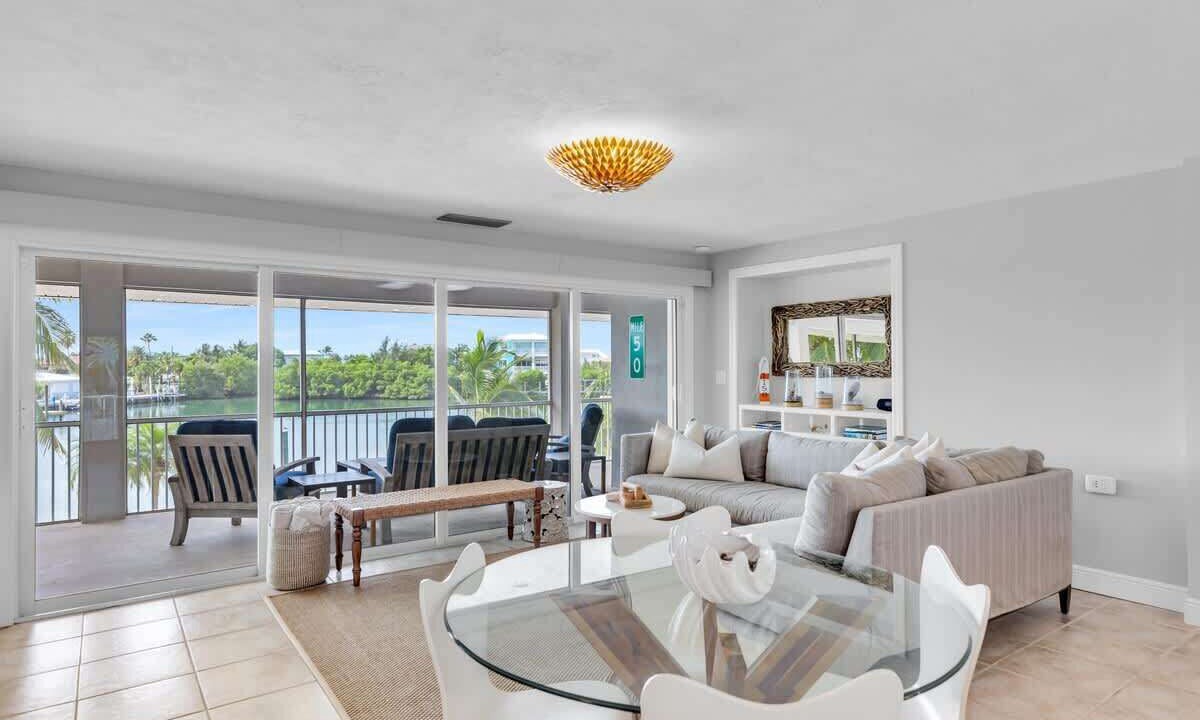 Photo of Livingroom in Marathon