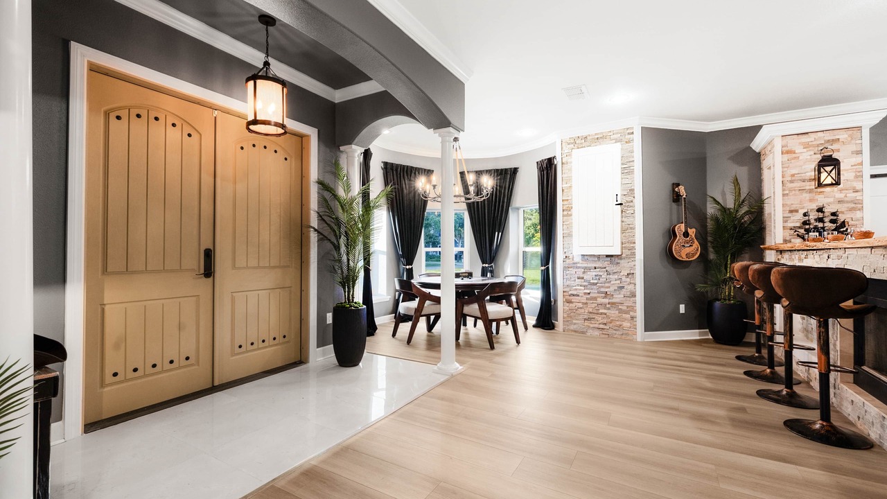 Photo of Livingroom in Ballast Point